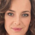 Анна Попова